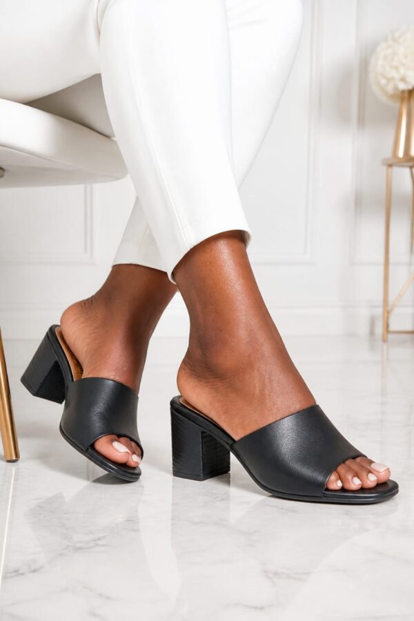 XShoes Ladies' Block Heel Mule Sandals